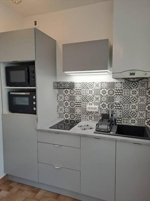 Chez Beatrice Apartment แซงต์-ชูออง-เดส์-เกเรต์ ภายนอก รูปภาพ